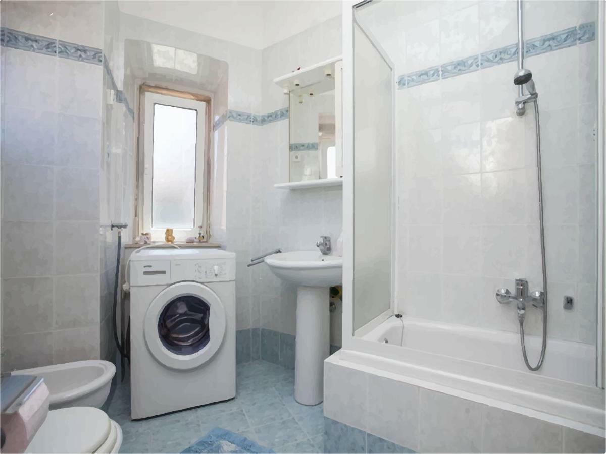 Apartment Carera Ровінь Екстер'єр фото